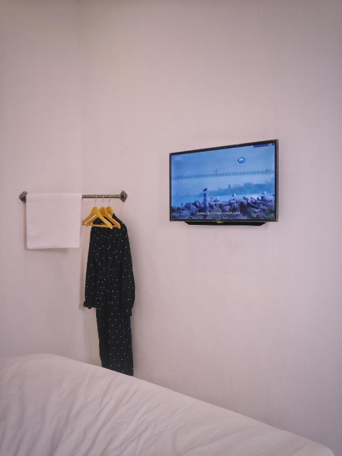 Betah Homestay Banyuwangi Banyuwangi  Exterior photo